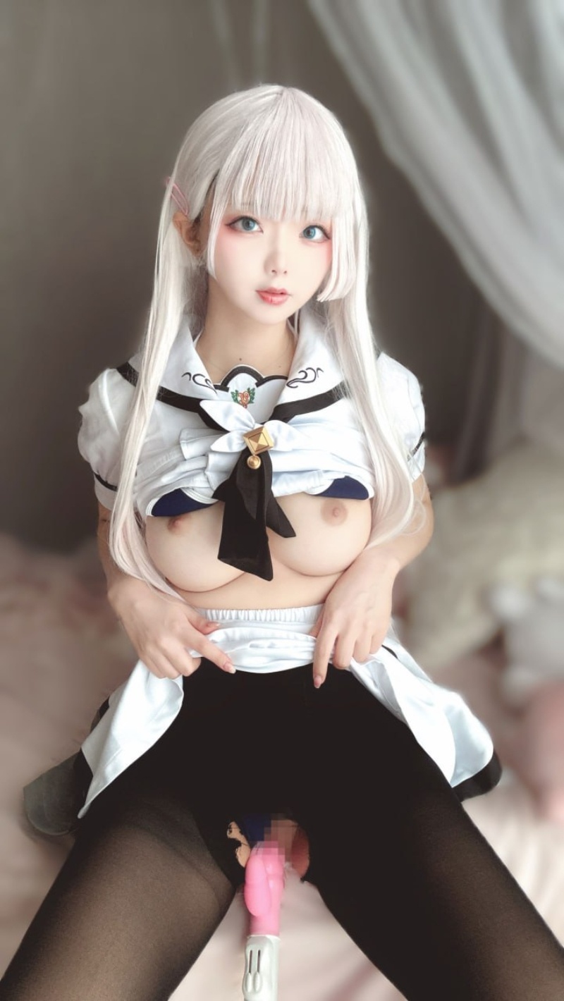 COS23