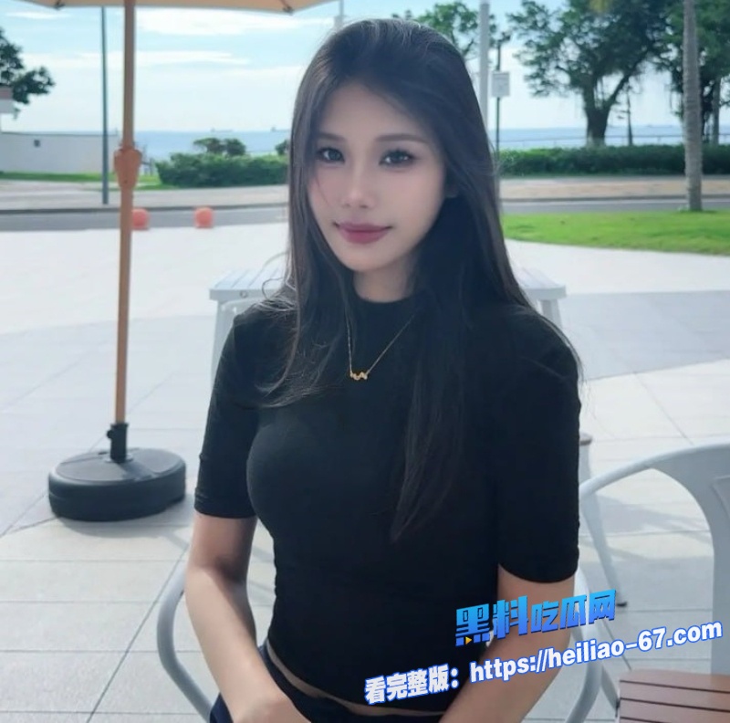 高颜值人妻生娃后嫌老公不行出门偷吃被干到翻白眼娇喘不断太骚了5