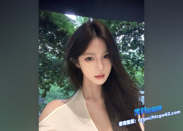 上海绿帽媚黑夫妻自曝美艳娇妻被黑鬼爆操视频只有黑爹的鸡巴才能满足老婆自己边看边在一旁无能打飞机 图4 上海绿帽媚黑夫妻自曝美艳娇妻被黑鬼爆操视频只有黑爹的鸡巴才能满足老婆自己边看边在一旁无能打飞机 图4