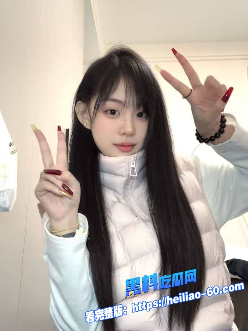 极品女医生太拼了亲自上阵治早泄患者操到腿软喷尿全射美脚这治疗我酸了 10