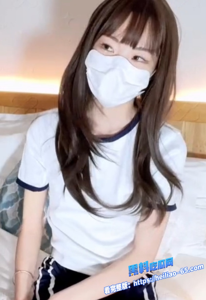 溏心Vlog米娜学姐猥琐大叔用裙子威胁18岁少女乖乖张腿中出4
