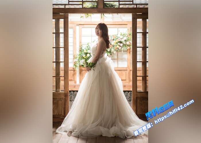 刚结婚不久的人妻少妇 可欣 被老公一顿调教 后入爆操她的蜜桃臀骚穴54