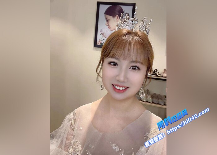 刚结婚不久的人妻少妇 可欣 被老公一顿调教 后入爆操她的蜜桃臀骚穴58