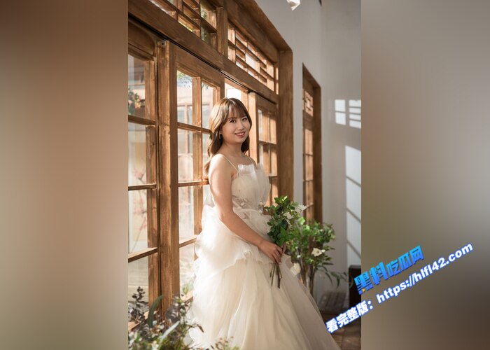 刚结婚不久的人妻少妇 可欣 被老公一顿调教 后入爆操她的蜜桃臀骚穴69