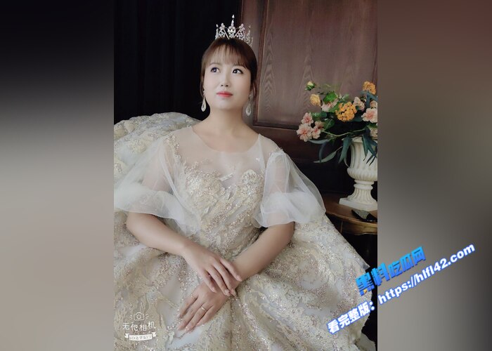 刚结婚不久的人妻少妇 可欣 被老公一顿调教 后入爆操她的蜜桃臀骚穴75