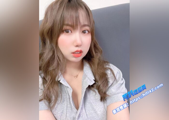 刚结婚不久的人妻少妇 可欣 被老公一顿调教 后入爆操她的蜜桃臀骚穴77