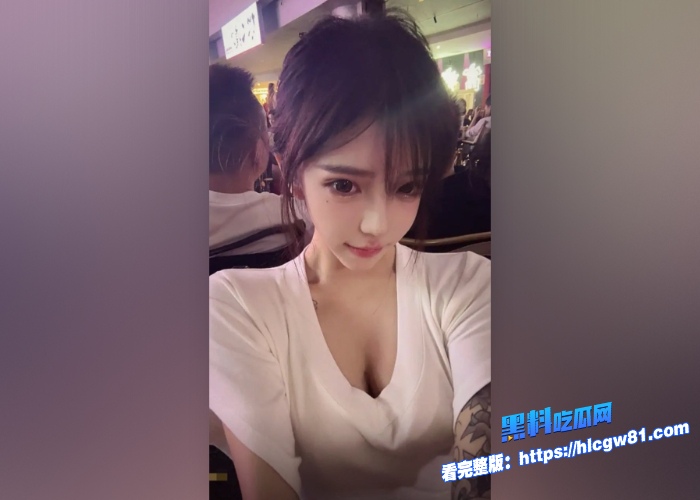 万人求的抖音网红大瓜社会好姐姐大量大尺度视频和图片被渣男曝光简直就是翻版陈美娇全是纹身社会人 图4
