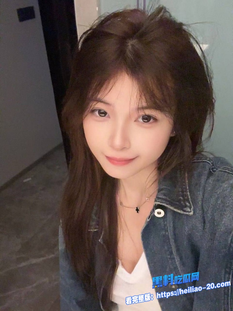 少女扶墙艰辛路男人的自信心莫过于此了白发少女请求出战骚货小穴就要大力操 1 少女扶墙艰辛路男人的自信心莫过于此了白发少女请求出战骚货小穴就要大力操 1