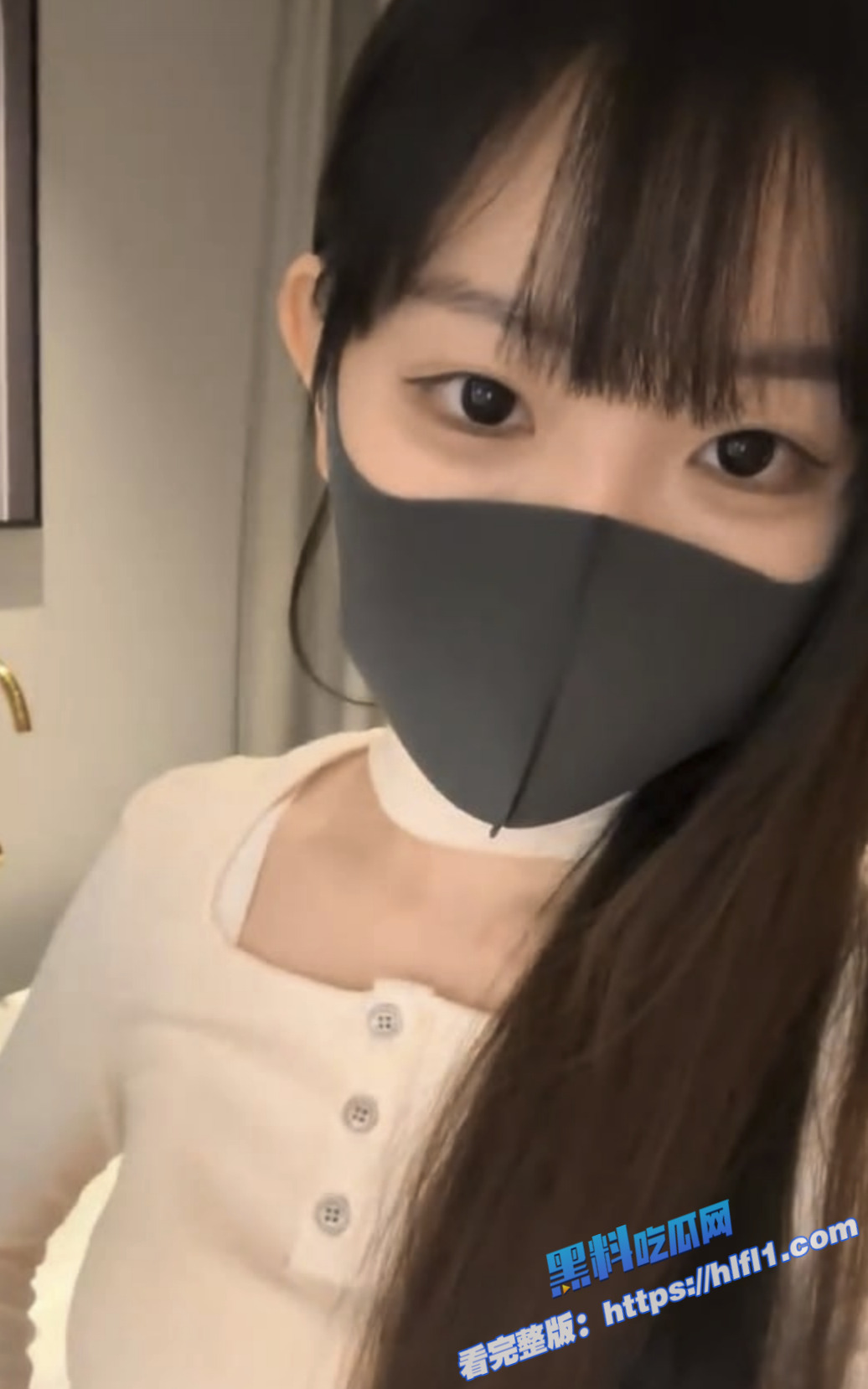 18岁纯欲萝莉少女 下海捞金 献出稚嫩的肉体给金主舔逼狂操真让人羡慕！