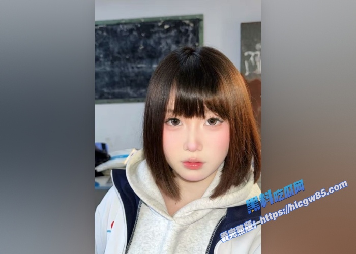 精神小妹直播大秀曝光 3