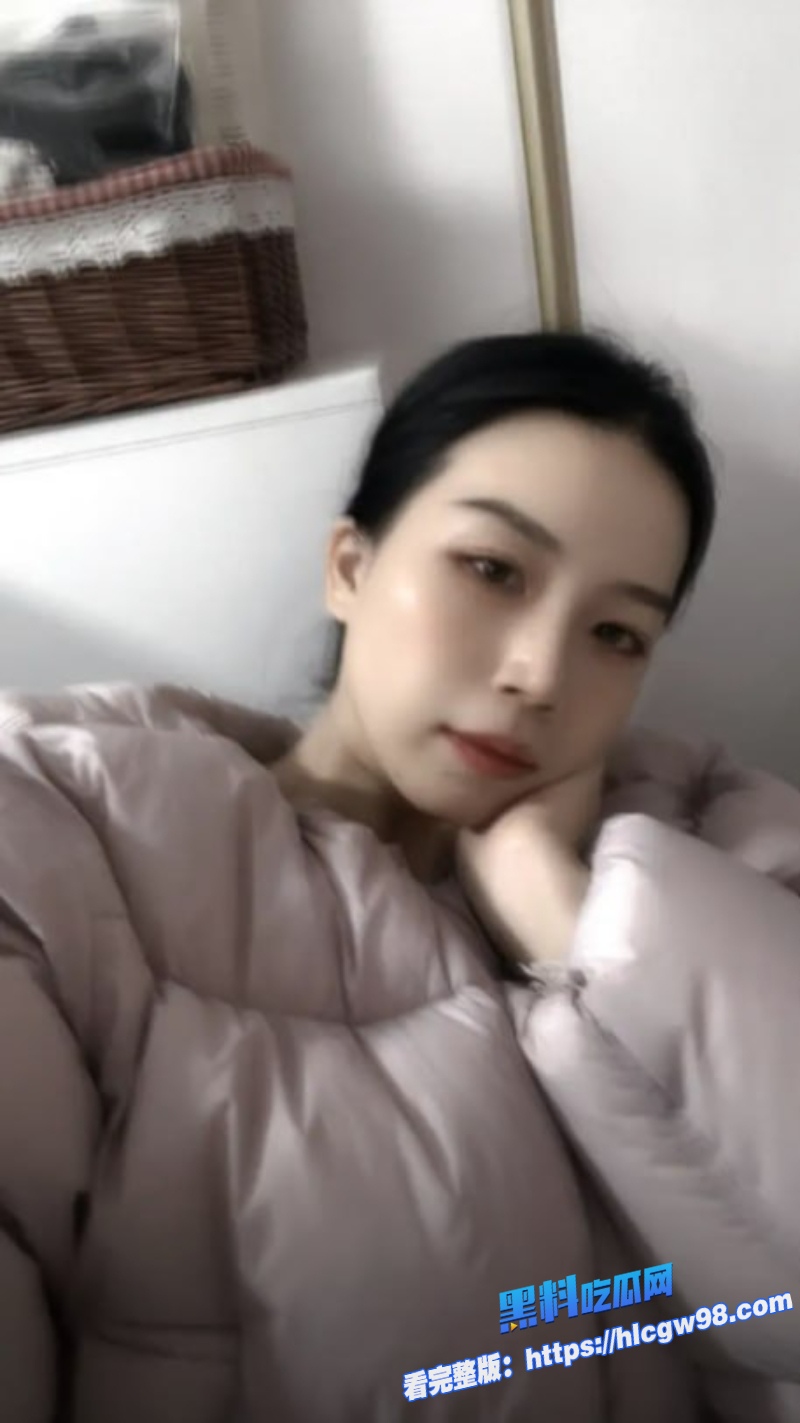 广东骚货少妇约炮情人视频曝光口交技术娴熟帮炮友深喉舔屌被调教成极品母狗3