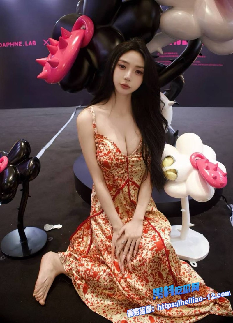 上海学院校花李悦婷大尺度性爱福利视频合集曝光 2 上海学院校花李悦婷大尺度性爱福利视频合集曝光 2