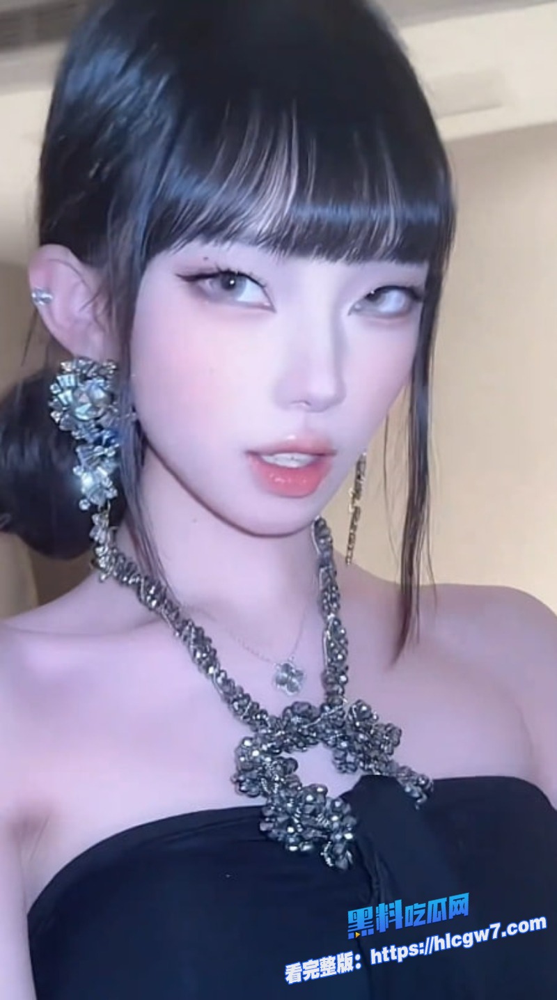 抖音风媚女寸止挑战系列四联分屏大礼包女神轮番挑逗2