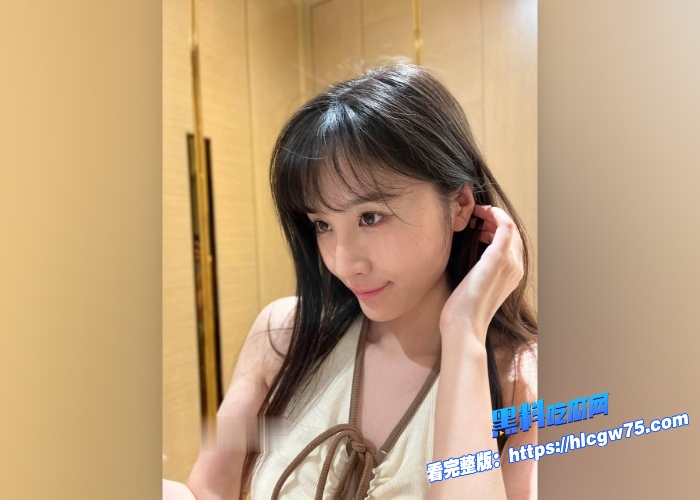 广州极品美女公务员和主任多段性爱视频泄密颜值超绝和明星差不多口交床上技术一流平时没少和领导探讨工作 图2 广州极品美女公务员和主任多段性爱视频泄密颜值超绝和明星差不多口交床上技术一流平时没少和领导探讨工作 图2