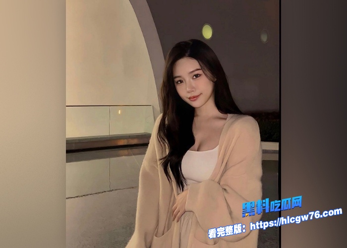 广州大学校花兼职车展模特榜上富豪被包养性爱视频曝光完全不输明星颜值酥胸嫩乳看的过瘾 图6