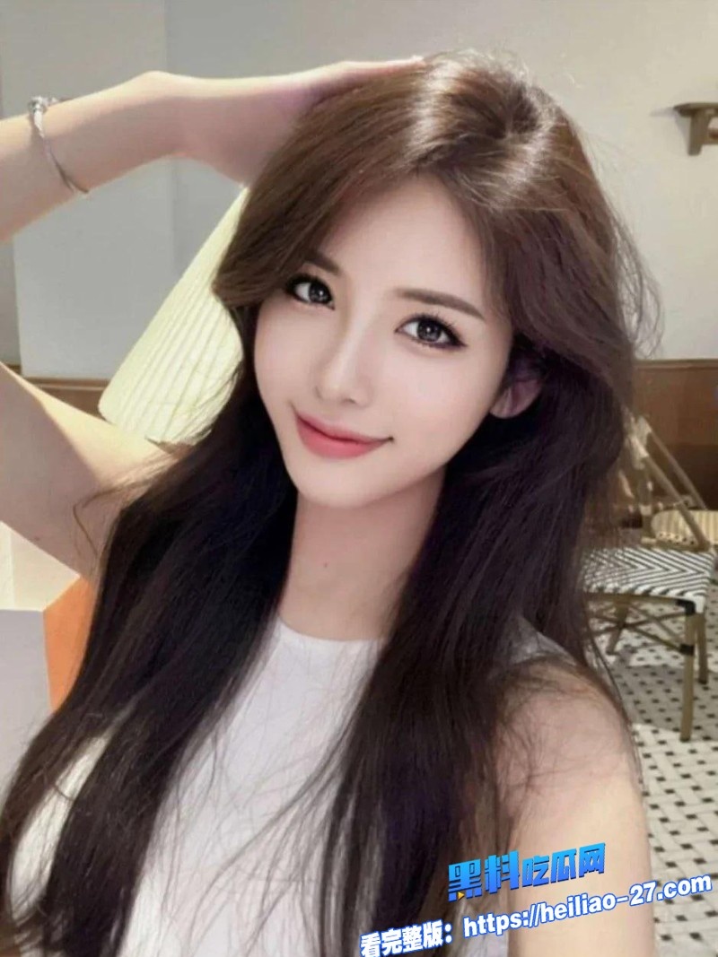 长腿美乳反差白富美御姐女神练完瑜伽满身香汗就迫不及待想吃鸡巴1