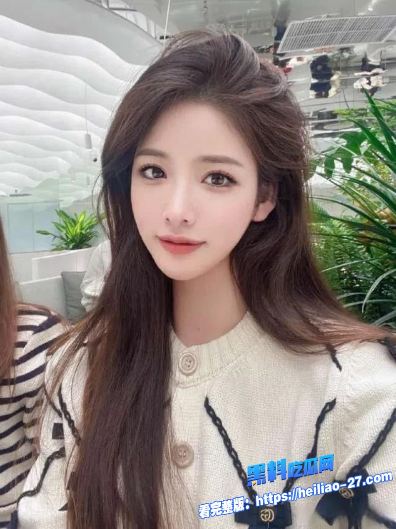 长腿美乳反差白富美御姐女神练完瑜伽满身香汗就迫不及待想吃鸡巴3