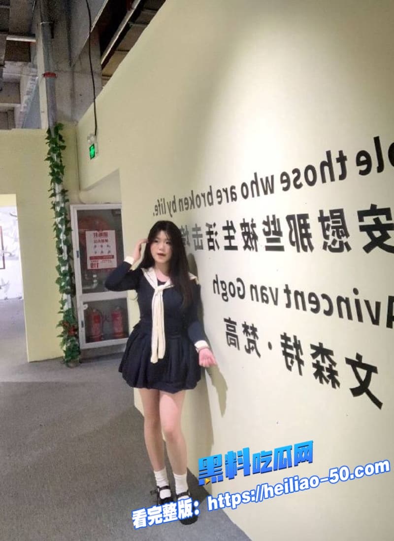海角兄妹乱伦时隔多年兄妹重燃欲火再一次内射亲妹子禁忌快感直接爆表谁敢说不刺激 8