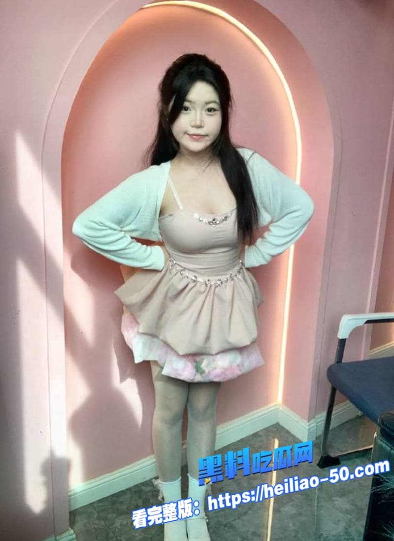 海角兄妹乱伦时隔多年兄妹重燃欲火再一次内射亲妹子禁忌快感直接爆表谁敢说不刺激 9