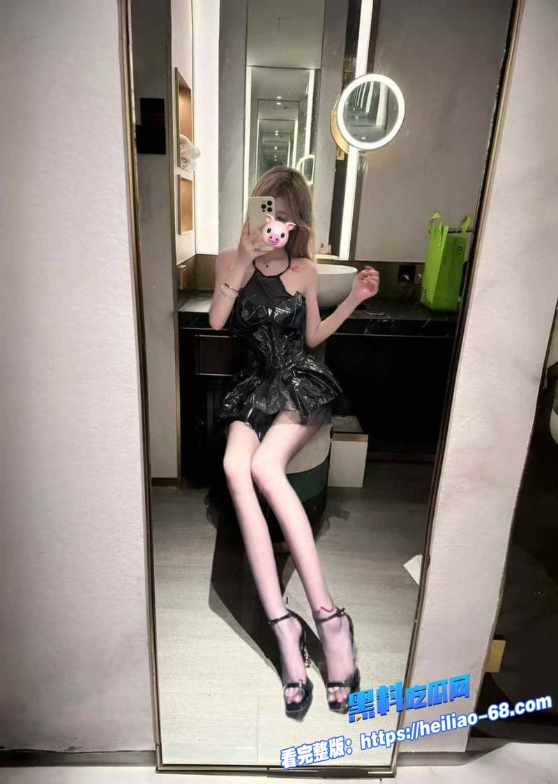 高颜值精神小妹Vlog拍做鸡一天骚穴被疯狂爆干是反差又淫荡5