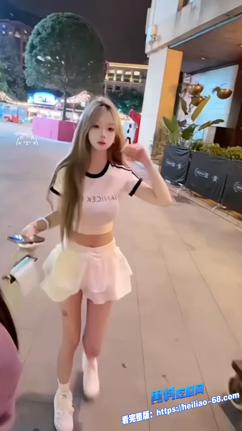 高颜值精神小妹Vlog拍做鸡一天骚穴被疯狂爆干是反差又淫荡8