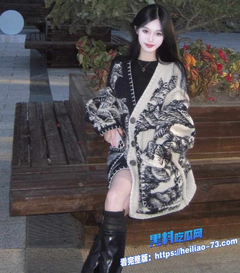极品黑丝表妹主动送逼禽兽表哥忍不住无套猛干内射蜜穴太刺激4 极品黑丝表妹主动送逼禽兽表哥忍不住无套猛干内射蜜穴太刺激4