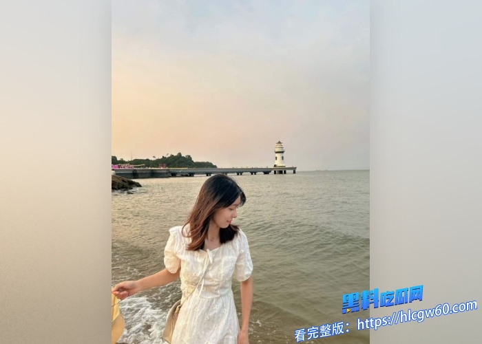 富二代fKabuto约炮系列 第一期 巨资拿下空乘专业校花,超高颜值完美露脸被拍性爱过程,拜金婊床上表现反差 11 富二代fKabuto约炮系列 第一期 巨资拿下空乘专业校花,超高颜值完美露脸被拍性爱过程,拜金婊床上表现反差 11