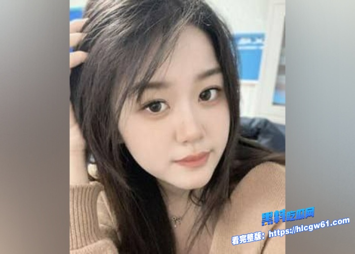 中信建投气质可爱项目经理王德清跟实习生工地车震母狗本色暴露无遗内射淫穴精液流出 图3