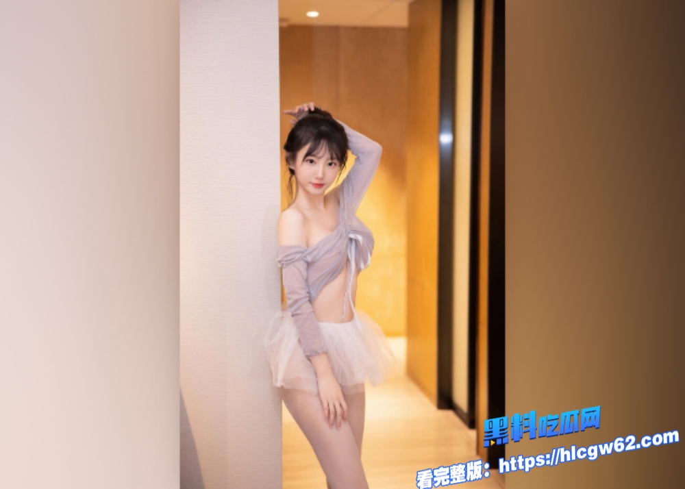 高颜值美极品乳大一舞蹈生为买名爱马仕下海外围兼职被富少偷录视频泄漏跪着深喉扇耳光全程淫荡对话有钱就能玩女神 4