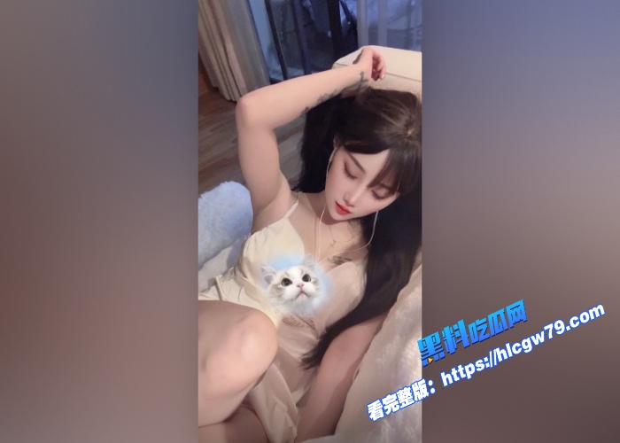 抖音擦边御姐女神红尘若梦原名深圳梦兮bb跟金主粉丝裸聊1v1完整版视频被大哥分享流出主动吐舌掰开骚穴反差太骚了 图4