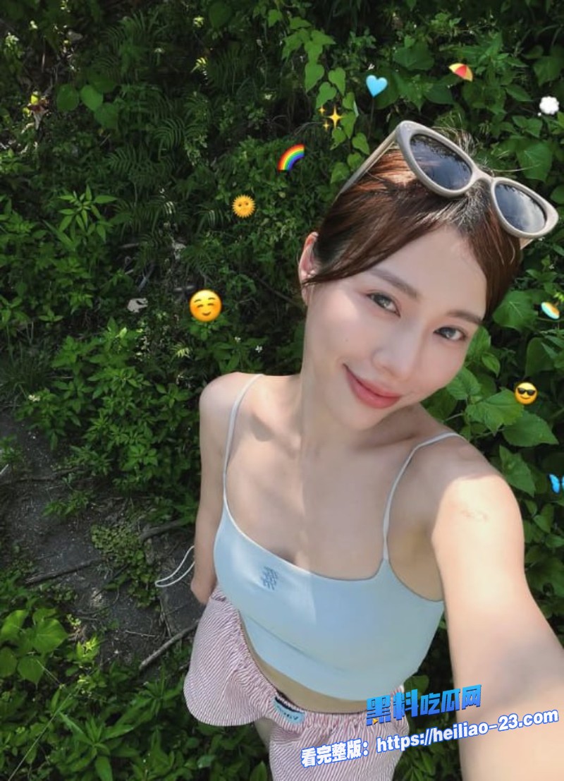 清纯白嫩平面模特慧慧下海大尺度私拍曝光加价被上司潜规则激情后入全过程太炸裂 4