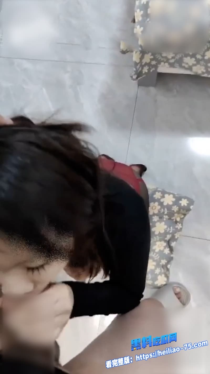 海角家庭乱伦小舅子出差半小时就把新婚骚弟媳操服了最后乖乖张腿让人猛干8 海角家庭乱伦小舅子出差半小时就把新婚骚弟媳操服了最后乖乖张腿让人猛干8