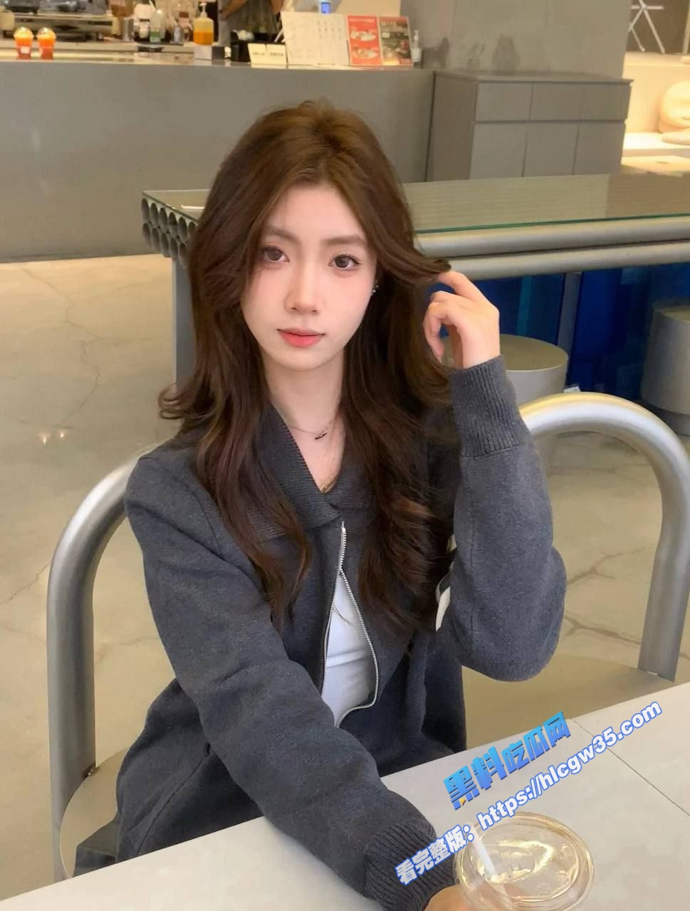 广州幼儿师范大专妹 陈敏仪 拜金女出轨脚踏三只船 被男友发现将聊天记录裸照视频曝光! 6 广州幼儿师范大专妹 陈敏仪 拜金女出轨脚踏三只船 被男友发现将聊天记录裸照视频曝光! 6