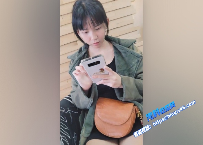 台湾知名网红Zozo肉酱童颜巨乳和男友性爱影片被曝光口活技术一级棒声音很嗲 图3WH700x500px 台湾知名网红Zozo肉酱童颜巨乳和男友性爱影片被曝光口活技术一级棒声音很嗲 图3WH700x500px