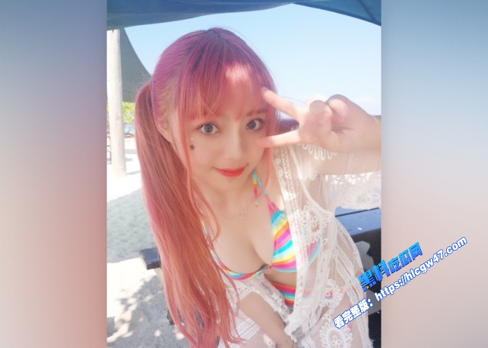 推特万人追更的网红女神一只云烧Buckycloud6月最新付费视频合集曝光 图4WH700x500px