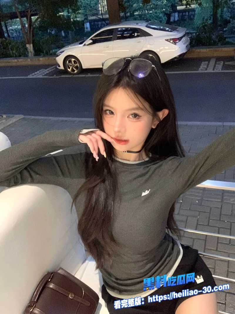 高颜值反差良家主播 yoyo 付费合集流出 清纯表姐竟带着娇羞表妹一同下海直播 两人联手大胆大秀! 9 高颜值反差良家主播 yoyo 付费合集流出 清纯表姐竟带着娇羞表妹一同下海直播 两人联手大胆大秀! 9