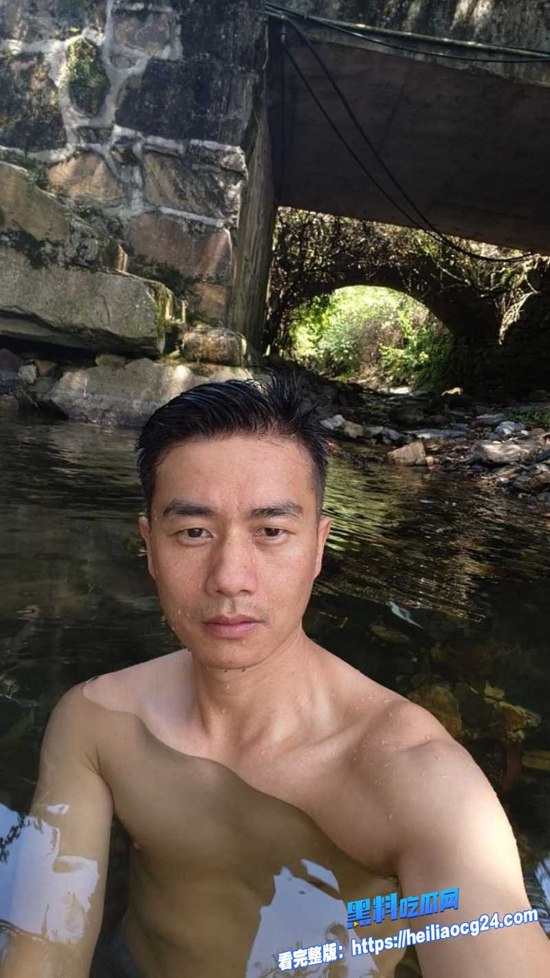 闻鸡起舞大叔3