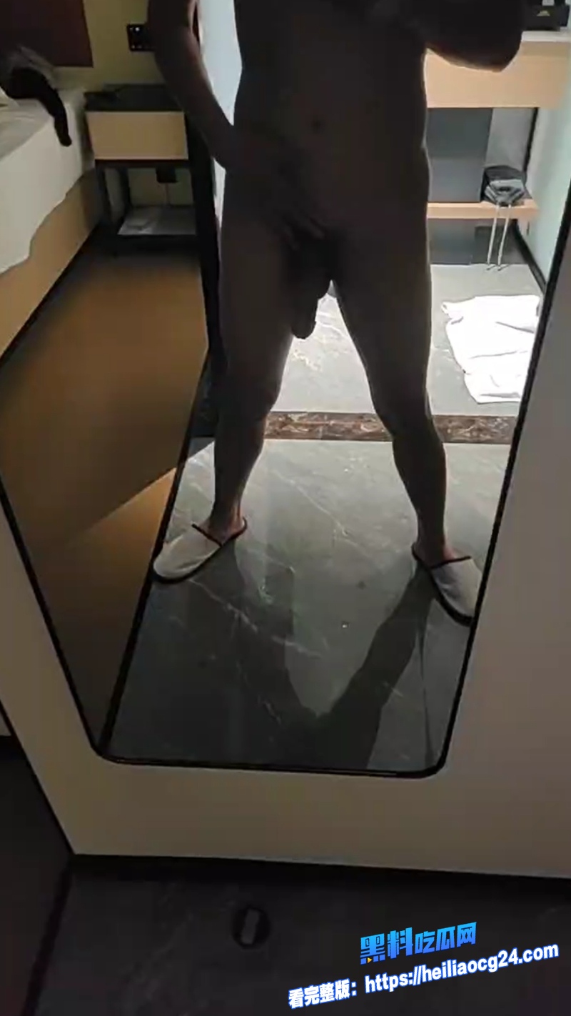 闻鸡起舞大叔10