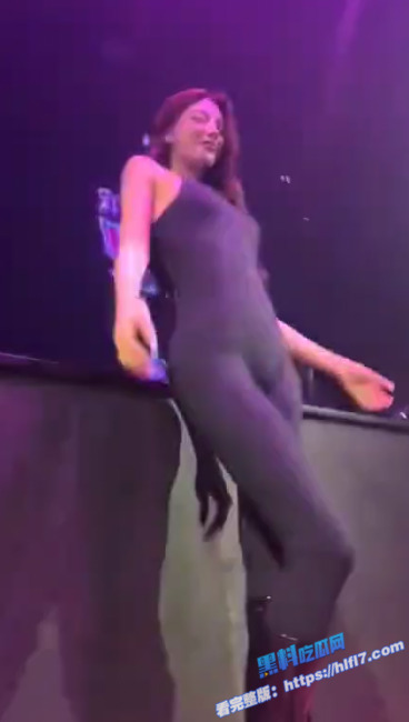 抖音百万网红DJ 越小越 路人现场第一视角 带你领略现场热辣氛围！5