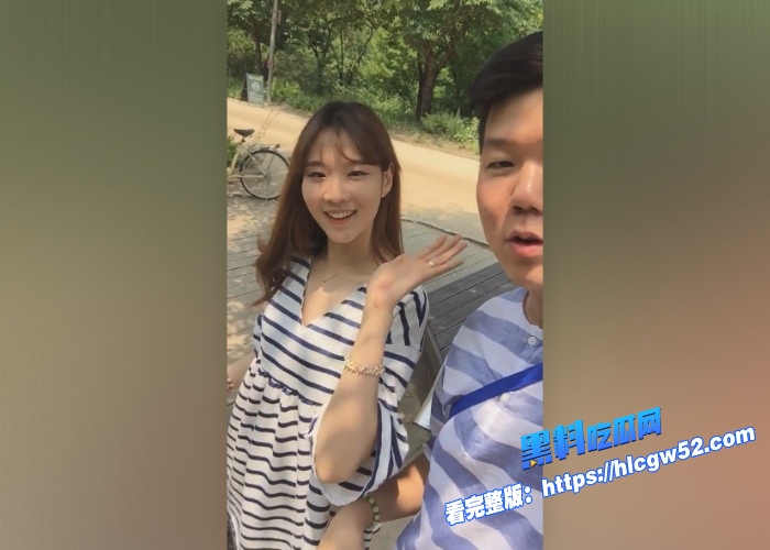 韩国高颜值美女和男友外出旅游开房做爱自拍深喉口爆男友大长屌小骚穴被大肉棒疯狂蹂躏 图2WH700x500px