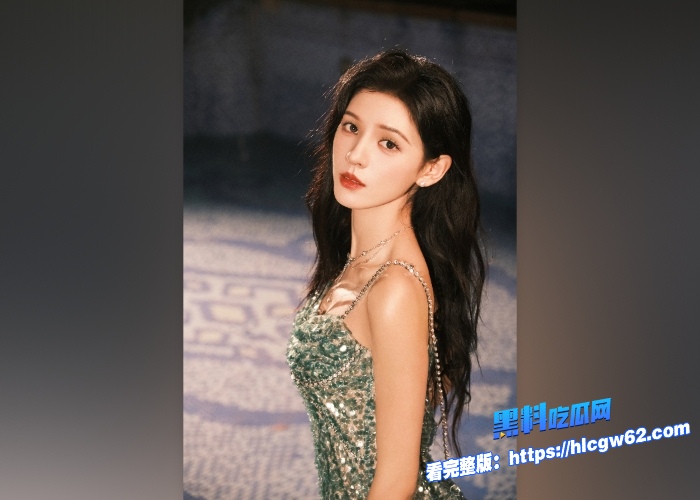 新晋内娱小花王思聪前女友张予曦剧情演绎拴着绳子把男人骑在胯下尽情的玩弄全身乳液推油服务 图1