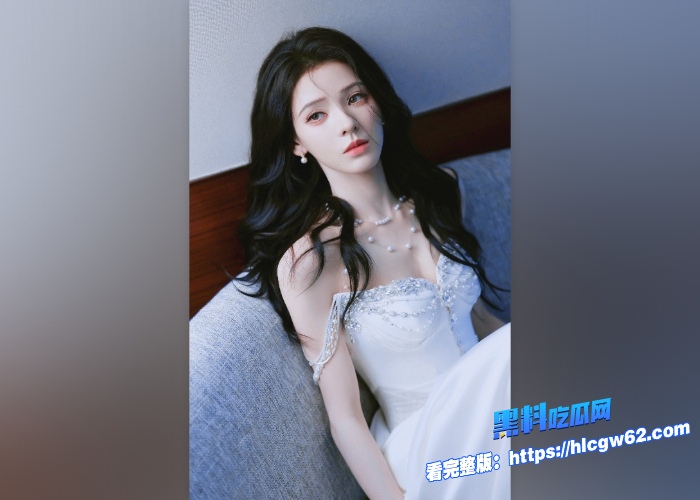 新晋内娱小花王思聪前女友张予曦剧情演绎拴着绳子把男人骑在胯下尽情的玩弄全身乳液推油服务 图5