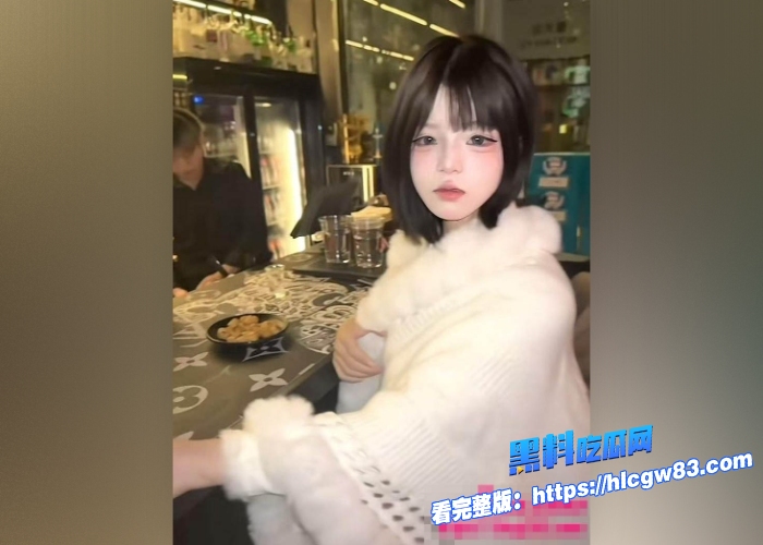 抖音网红夜巴黎直播猛爆精神小妹圈多人黑料土豆黎线下霸凌桐桐办公室自慰 三姐妹瓜多到根本吃不完网友直呼太乱吃瓜上头8
