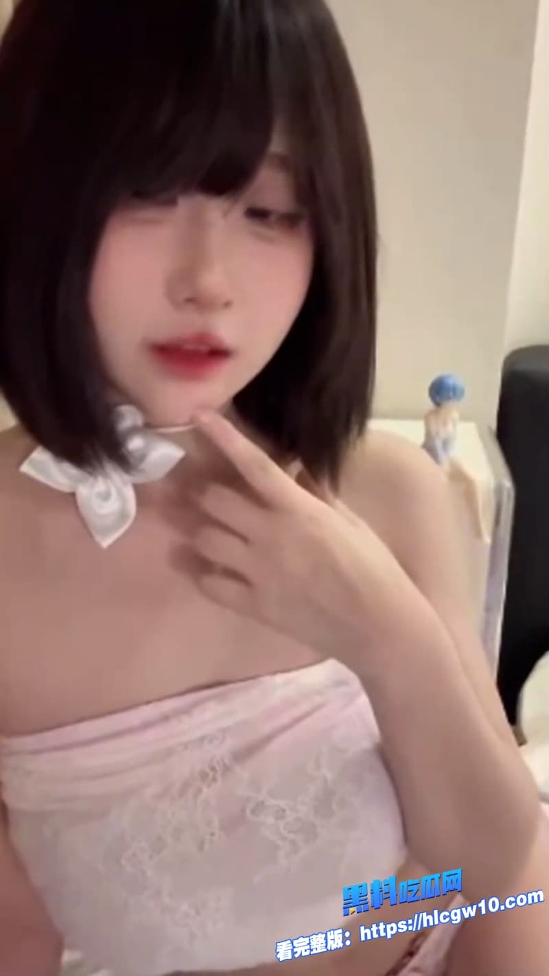 哪有操不烂的小骚穴反差萝莉女友粉嫩奶头夺人眼球穿情趣内衣被大鸡巴男友无套狂插1 哪有操不烂的小骚穴反差萝莉女友粉嫩奶头夺人眼球穿情趣内衣被大鸡巴男友无套狂插1