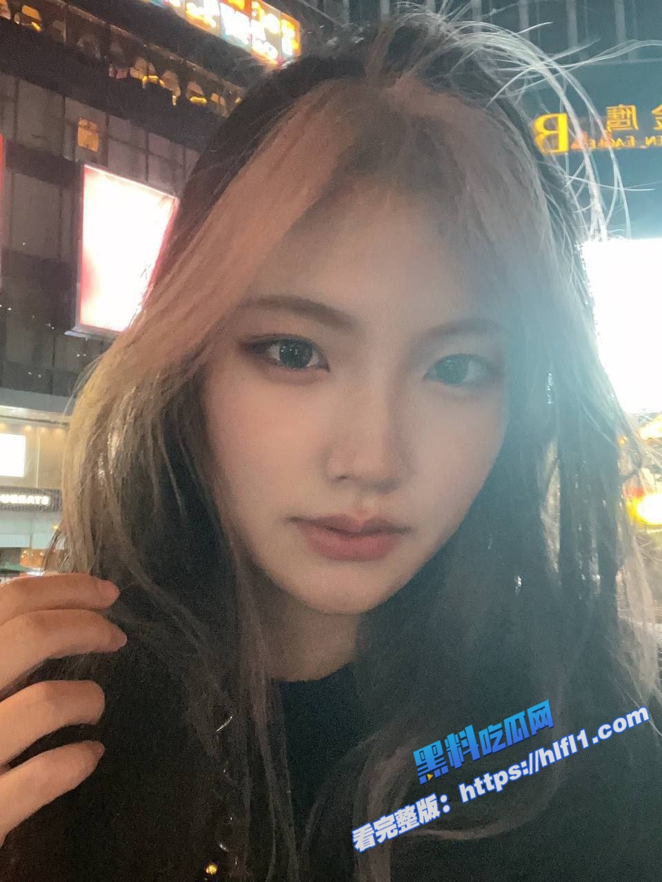 南京财经大学 蒋林霏 性爱视频流出 极品骚女穿开档情趣黑丝 被怼脸拍摄 ！1