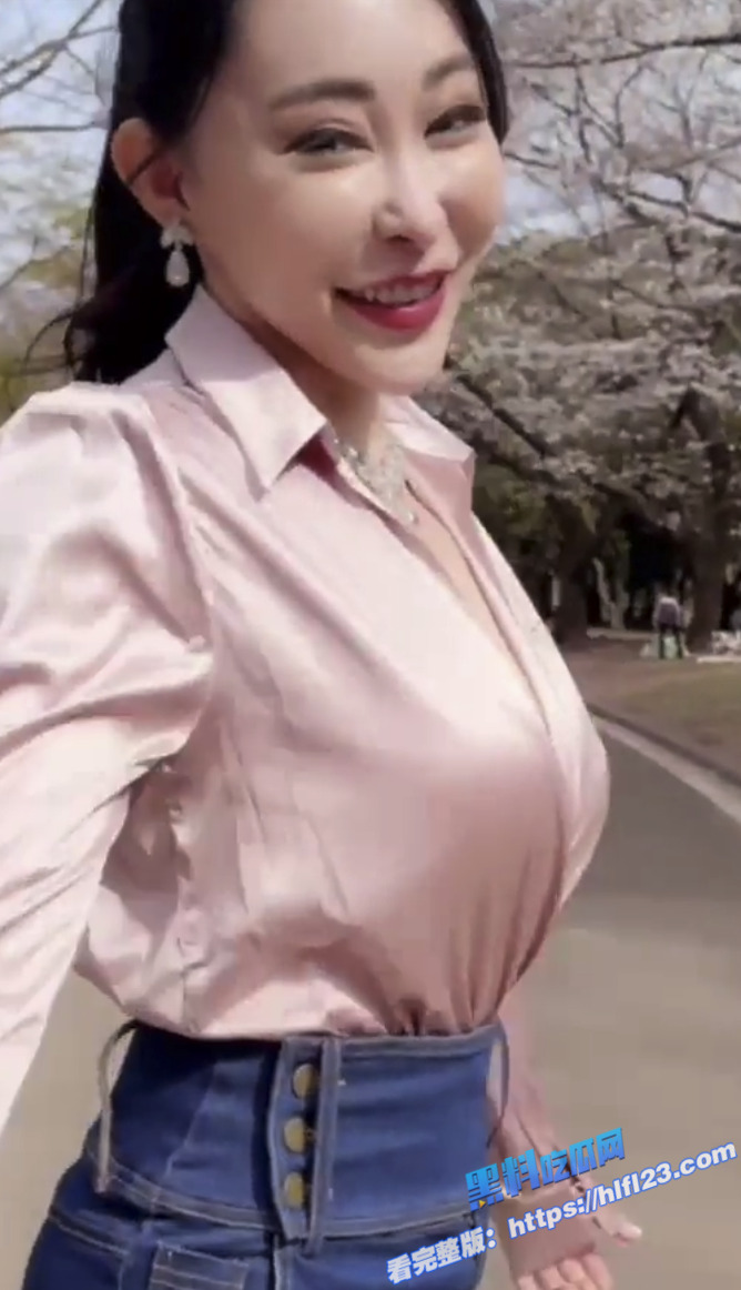 OF日本反差网红按摩师 Minami_Airi 巨乳肥臀极品身材 被大屌男后入爆操 淫叫不断！7