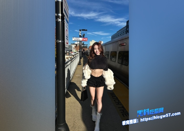 ins50万粉超火模BeBe颜值顶级美女大量自拍自慰露出视频被曝光看外表就知道是个骚货吧 图7 ins50万粉超火模BeBe颜值顶级美女大量自拍自慰露出视频被曝光看外表就知道是个骚货吧 图7