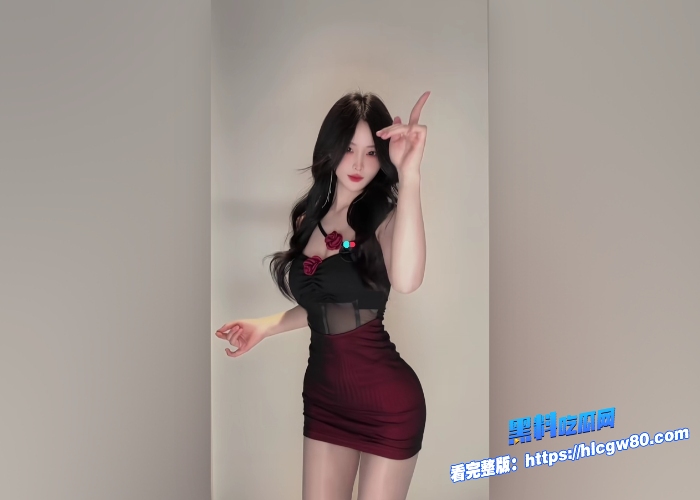 巨骚舞蹈艺术生夜店兼职配顾客性爱视频曝光各种姿势各种制服提供贴心性爱服务不愧是舞蹈专业骚臀扭的飞起4 巨骚舞蹈艺术生夜店兼职配顾客性爱视频曝光各种姿势各种制服提供贴心性爱服务不愧是舞蹈专业骚臀扭的飞起4