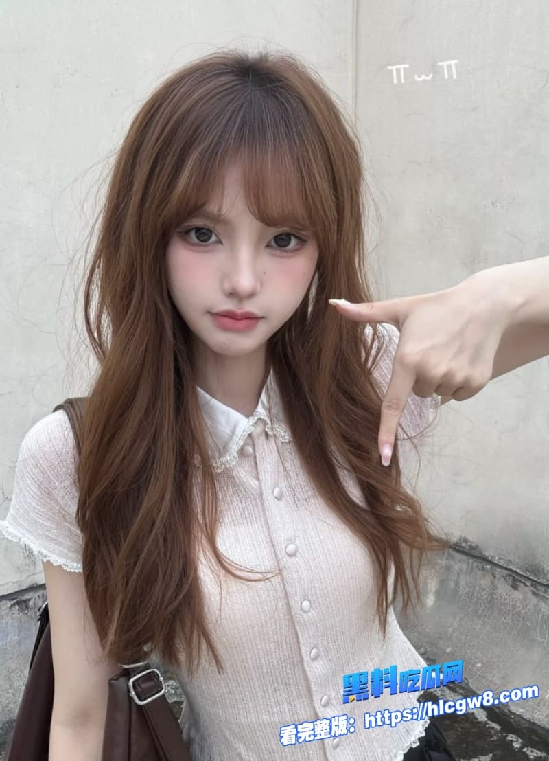 清纯女大学生被男友网调成小母狗从线上卖骚到线下宿舍打桩爆操谁敢信这反差6