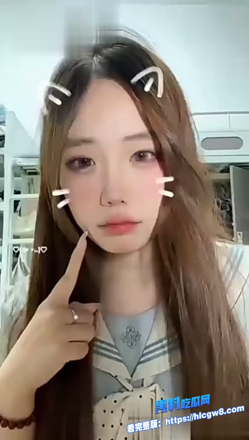清纯女大学生被男友网调成小母狗从线上卖骚到线下宿舍打桩爆操谁敢信这反差7
